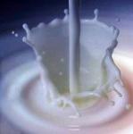 VENEZUELA / Gobierno corrige a la baja el precio de leche cruda y pasteurizada